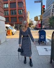 Load image into Gallery viewer, The Manhattan dress