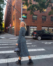 Load image into Gallery viewer, The Manhattan dress