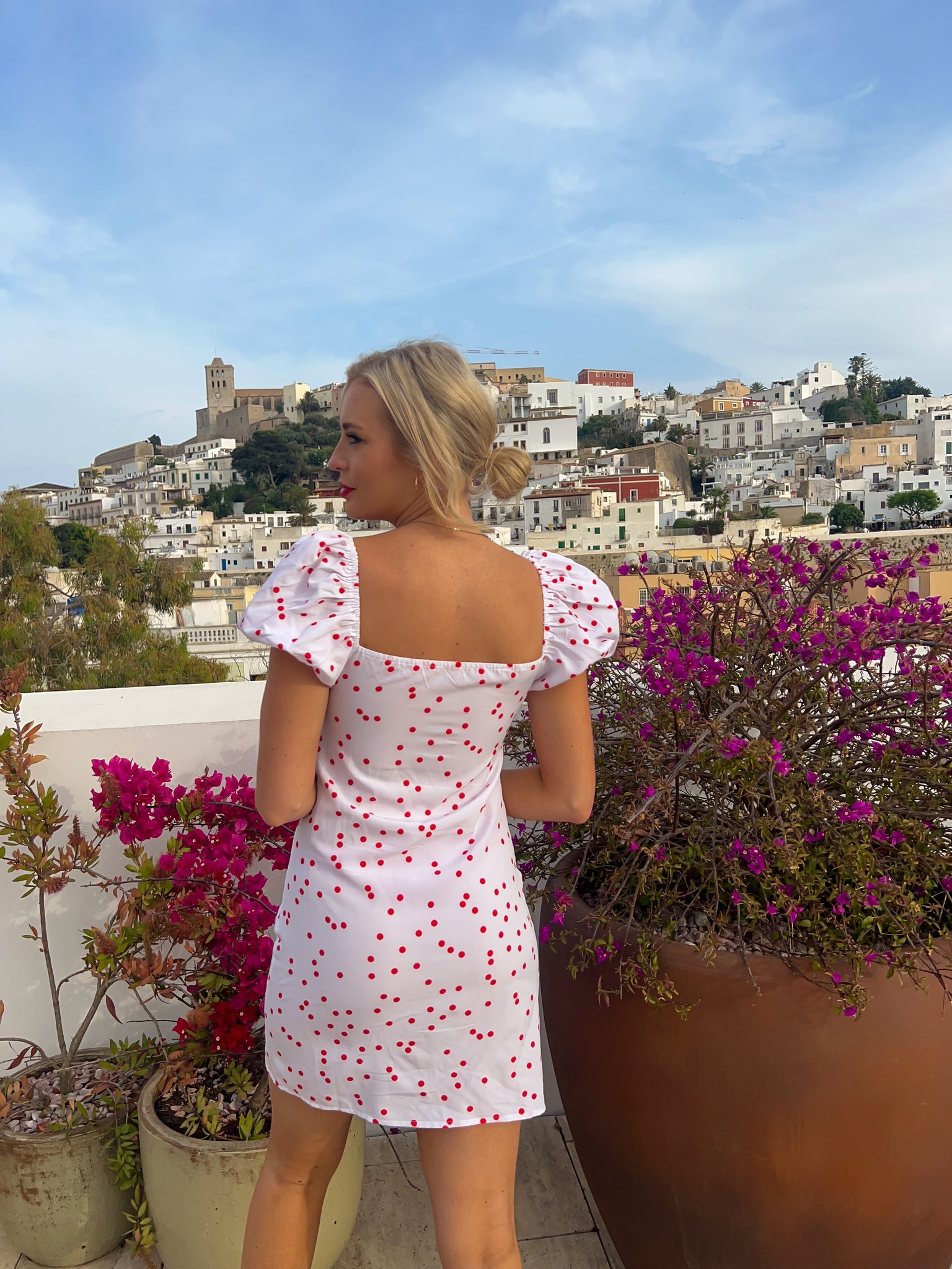 Positano dress white and red azura rose Positano dress white and red azura rose